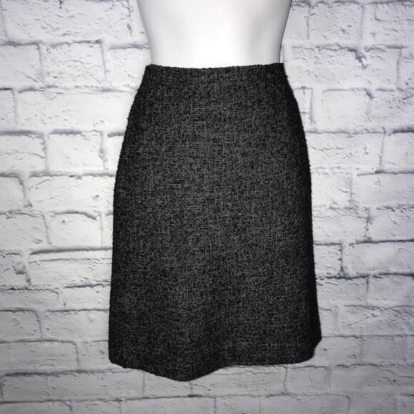 Petite Black White A. Taylor Skirt - Picture 1 of 7
